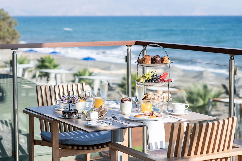 Minoa Palace Resort 43/68