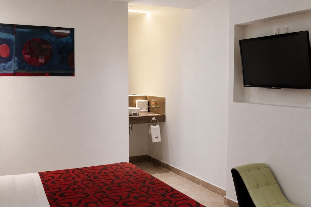 First Inn Hotel and Business 37/46