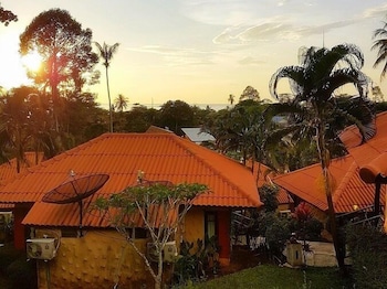 Paradise Bungalows 31/47