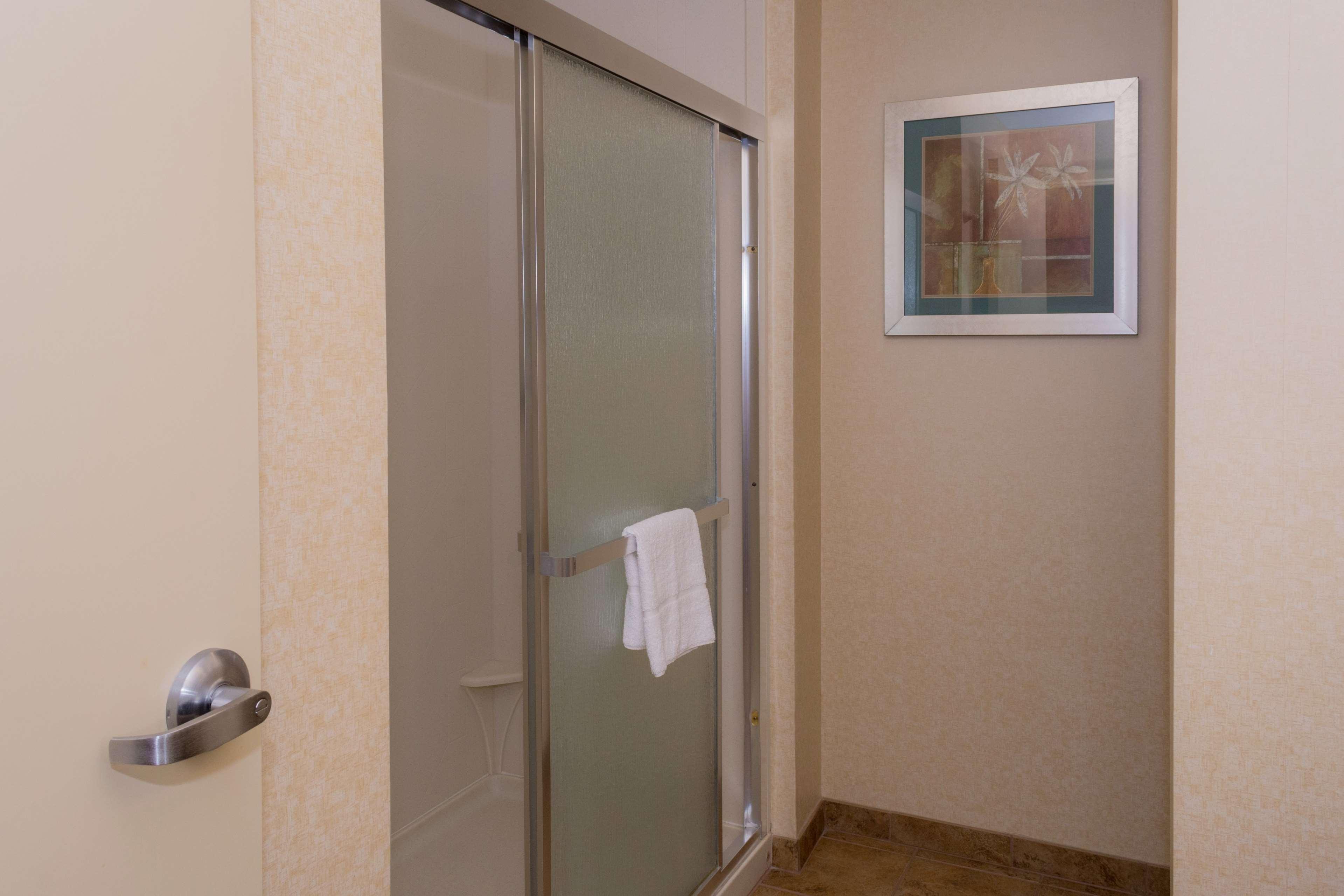 جناح بسرير كينج بحوض جاكوزي، Hampton Inn Dandridge, TN 6/6