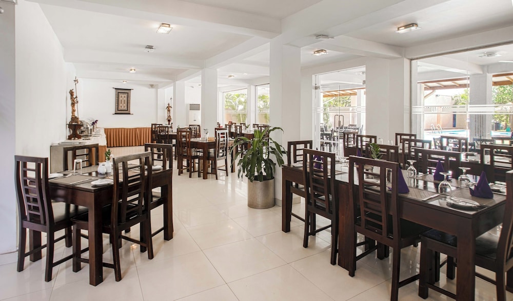 Lavendish Okrin Hotel 35/48