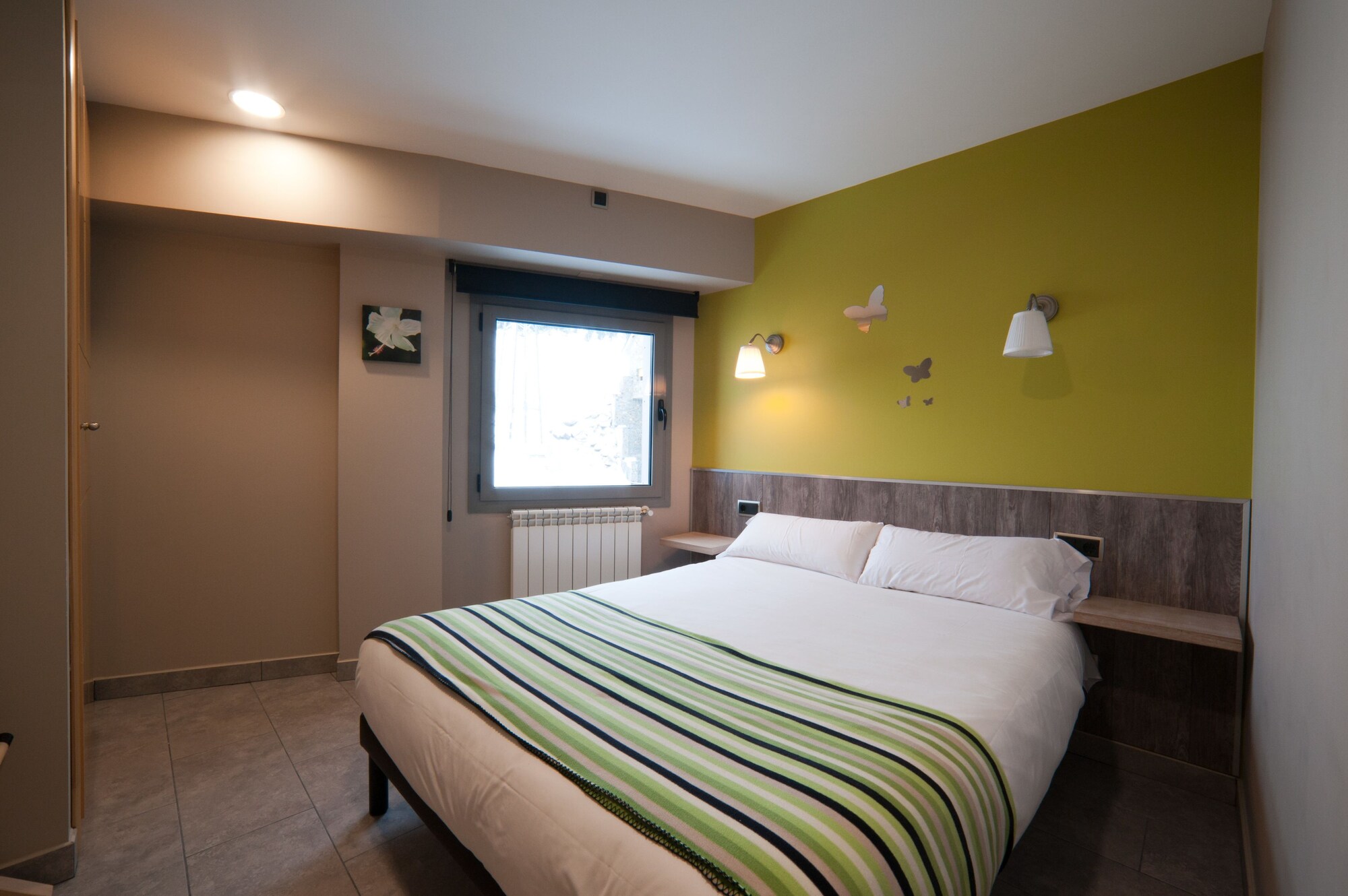 1 Bedroom, Apartment, Double and Twin Beds