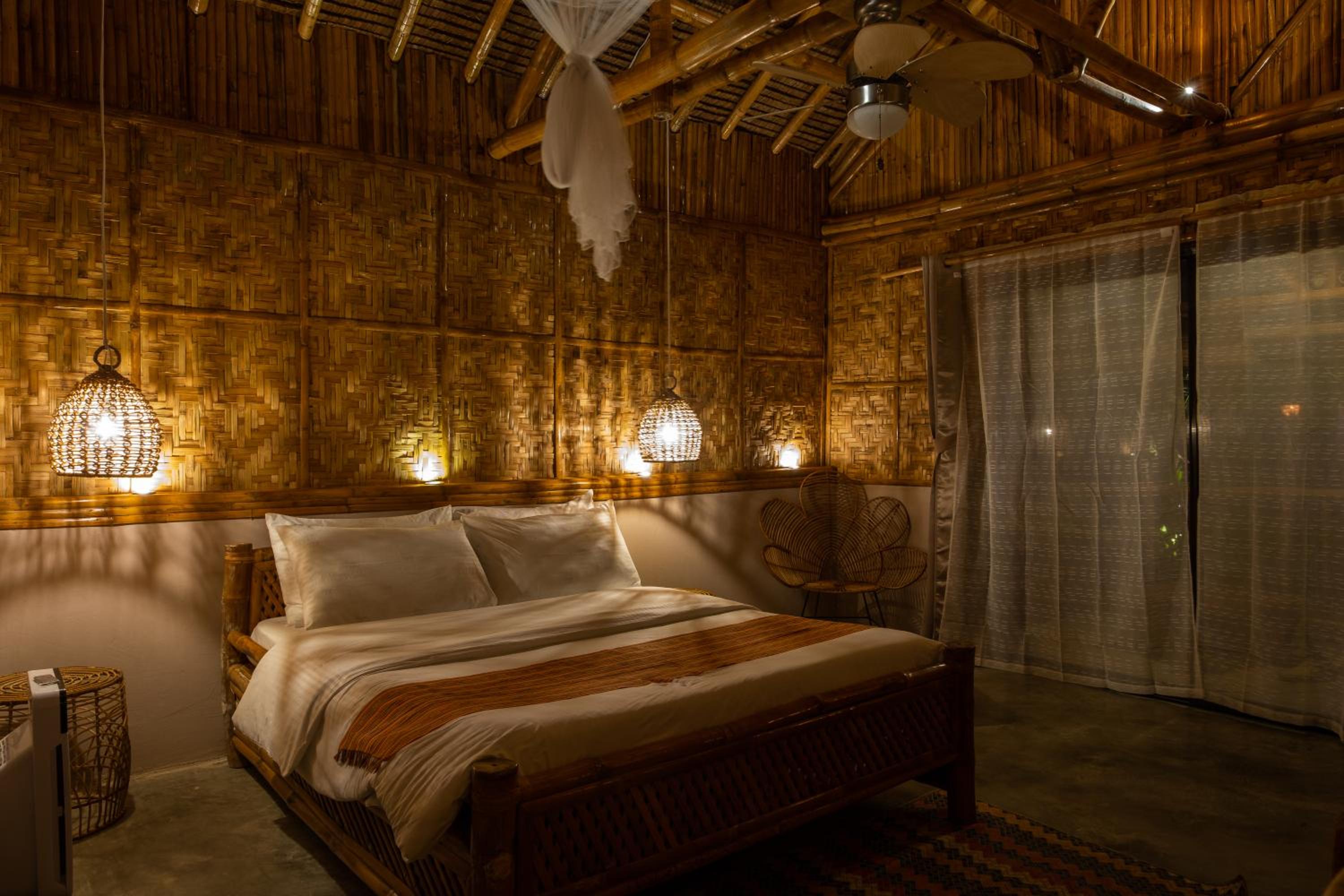 Amihan Beach Cabanas 31/50