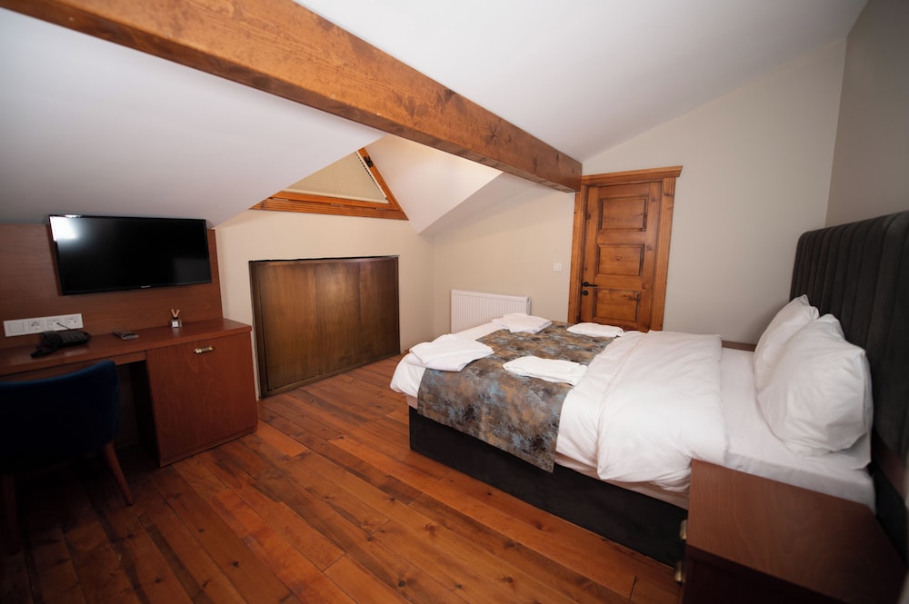 Ahiska Palas Otel 16/46