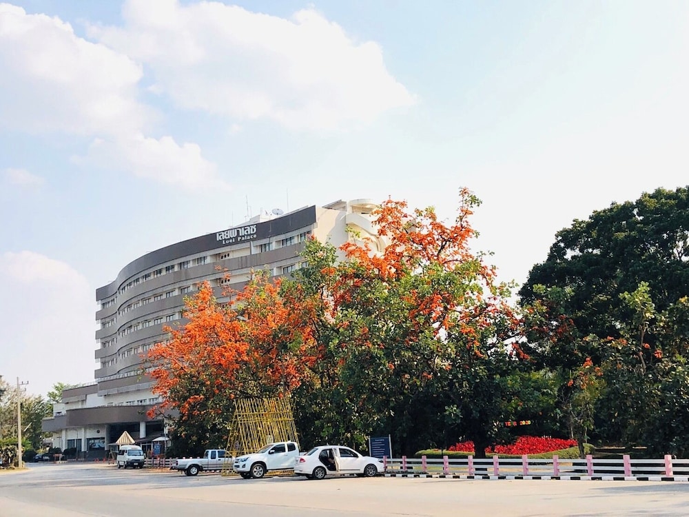Loei Palace Hotel 77/83