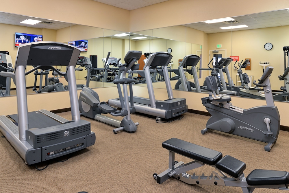 Candlewood Suites Terre Haute 26/49
