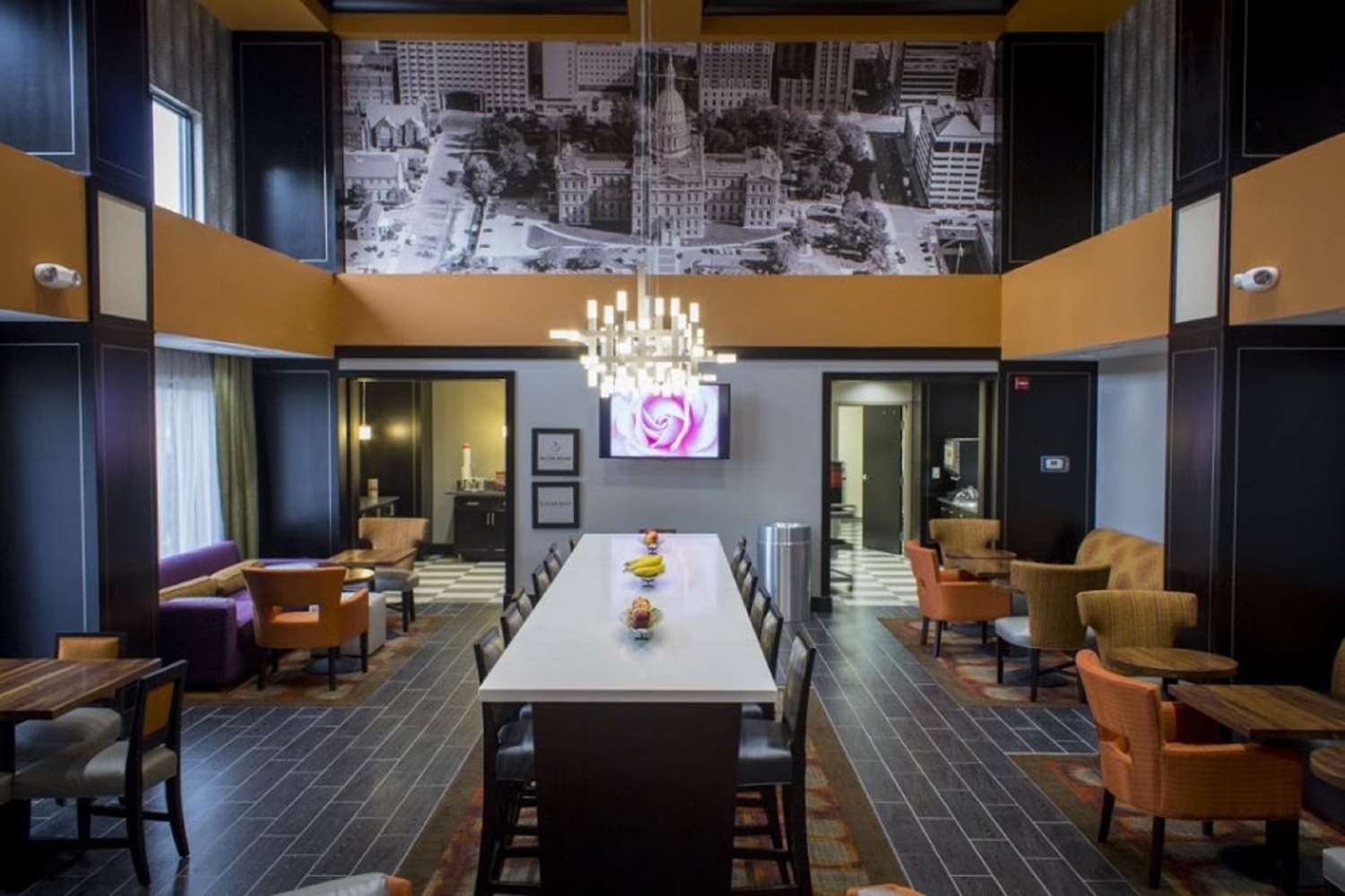 Hampton Inn and Suites Lansing West 35/40