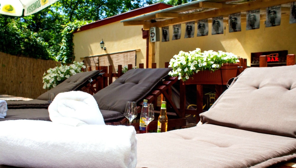 Villa Mystique Hotel 49/57