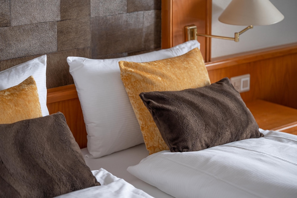 Grichting Hotel & Serviced Apartments 14/65