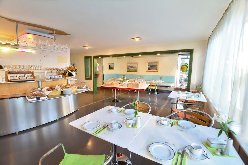 Abalon Hotel Ideal 34/50