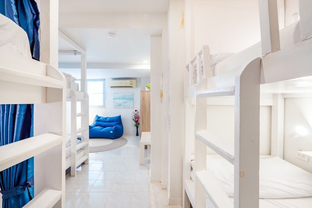 SleepEasy Beach Hostel Huahin 48/50