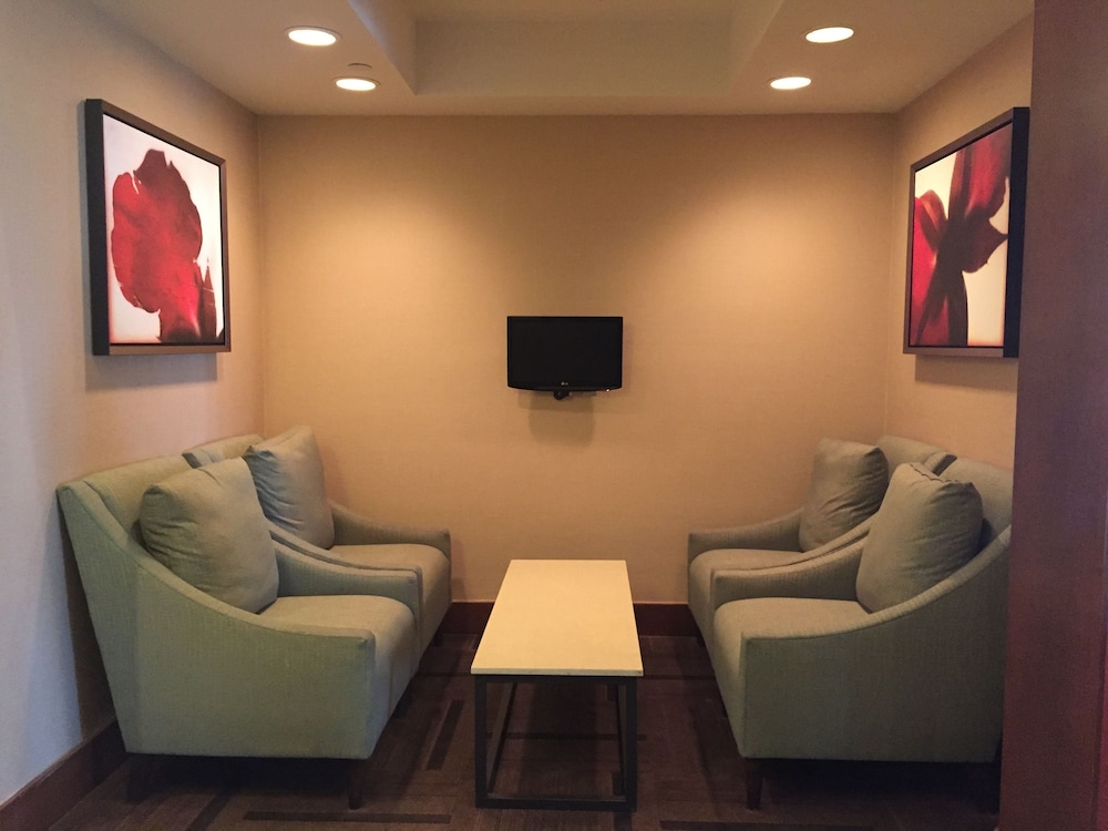 Hyatt Place Chicago/Lombard/Oak Brook 37/60