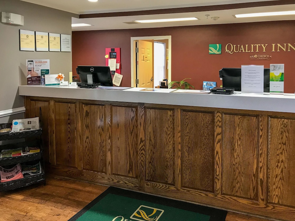 Quality Inn Richmond, KY 7/40