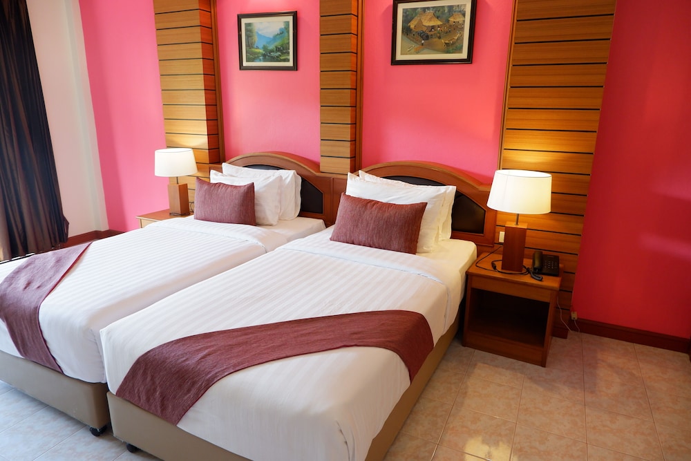 Phi Phi Villa Resort 24/71