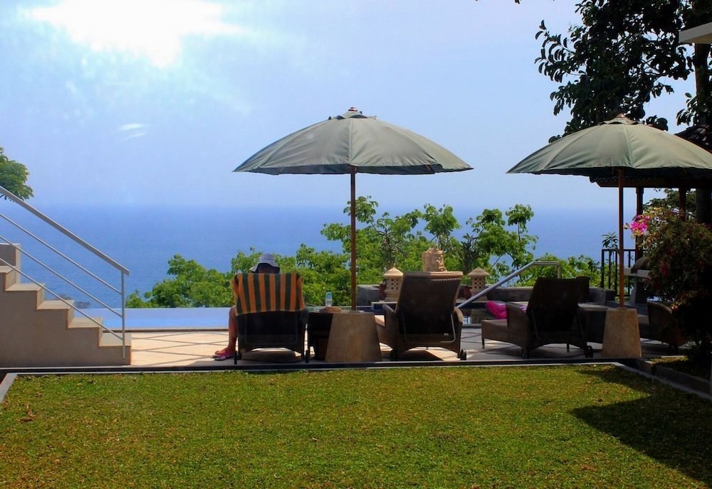 Villa Karingal 58/59