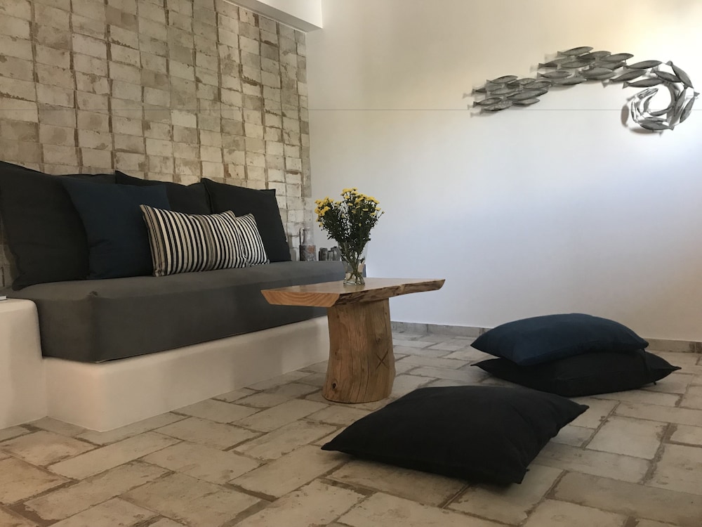 Elia Residences Santorini 38/50