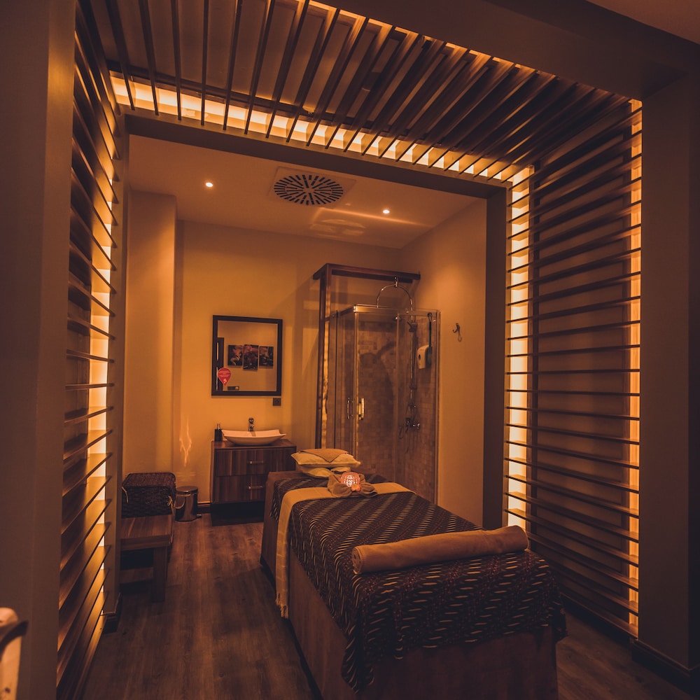 Wow Airport Hotel 26/50