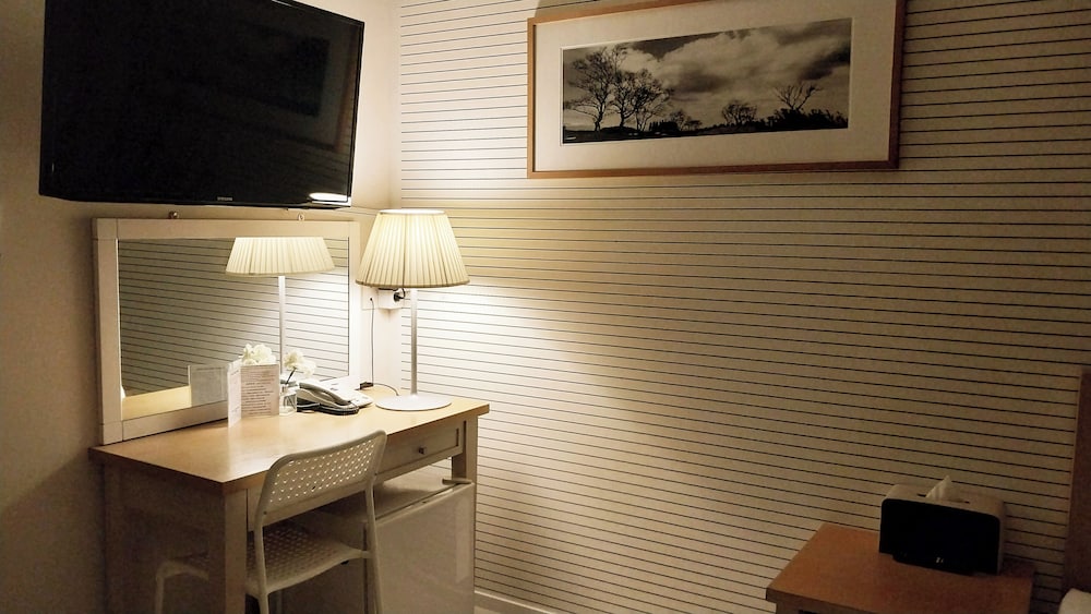 Golden Park Hotel 10/59