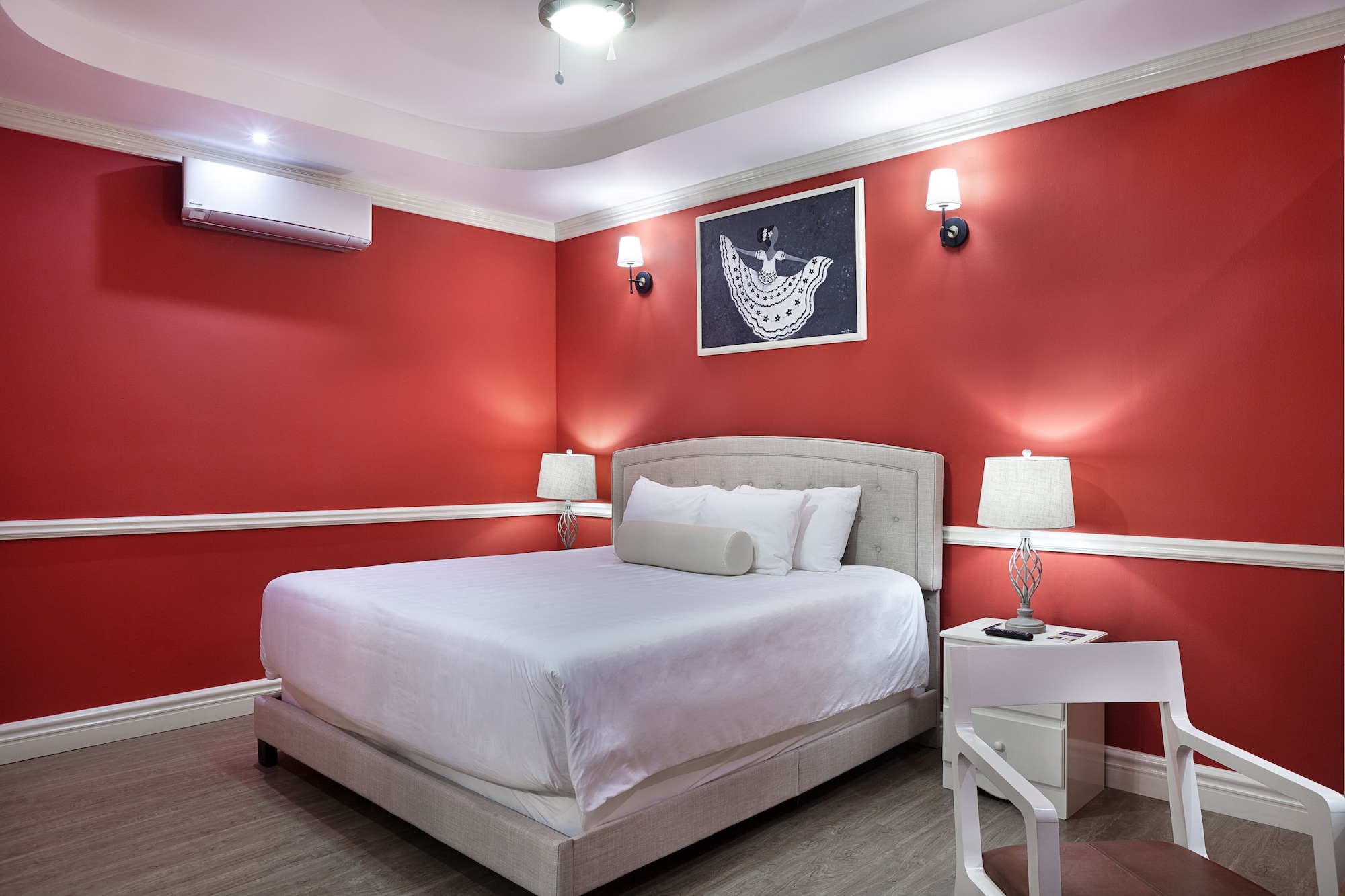 Heritage, King Bed