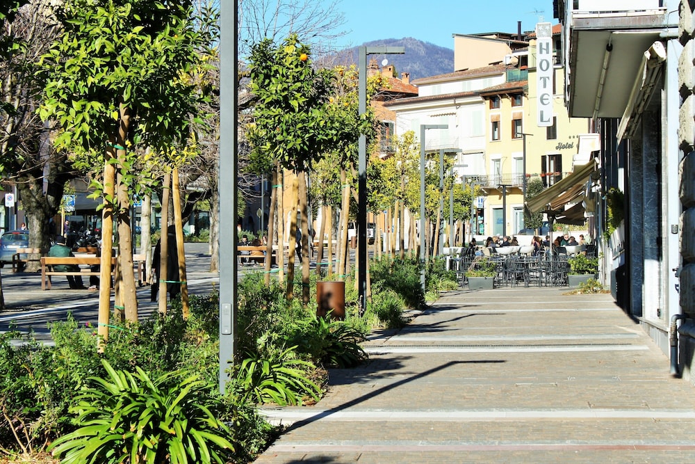 Ristorante Commercio Hotel 50/55