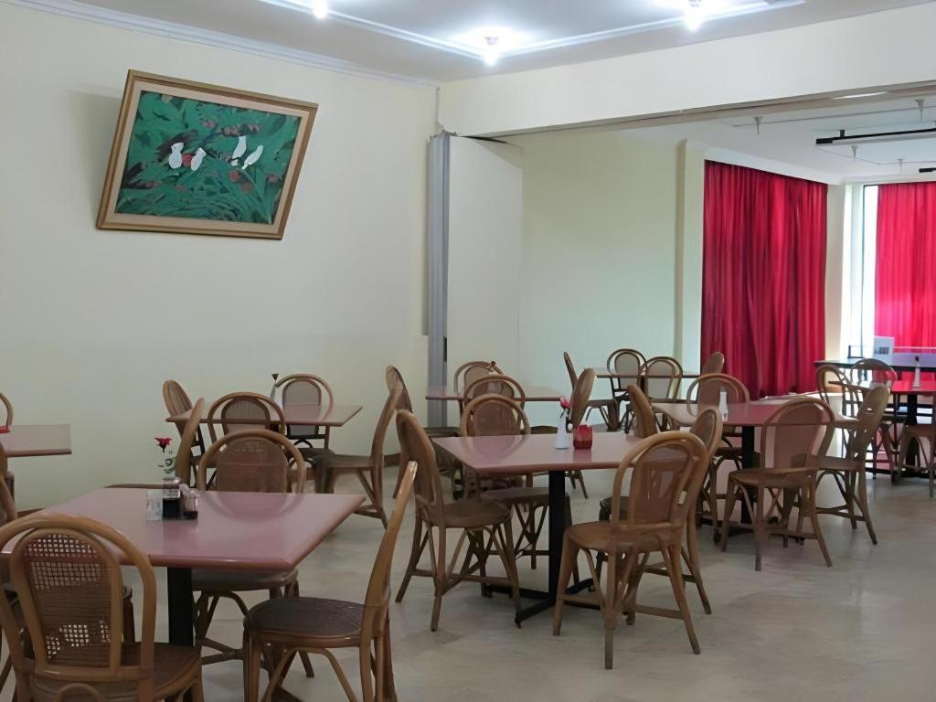 Hotel Lautze Indah 27/44