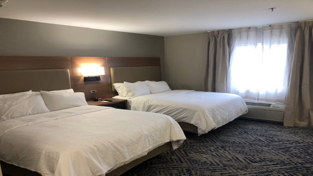 Candlewood Suites Watertown-Fort Drum 21/68
