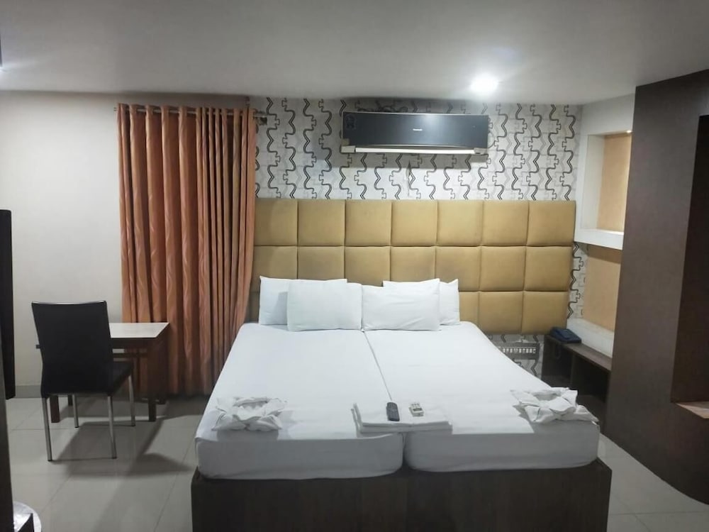 Hotel Eastern Plaza 20/52