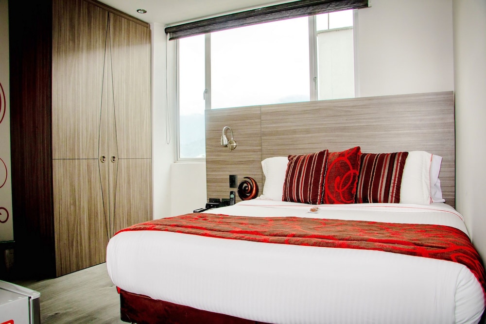 Isa Victory Hotel Boutique 12/64