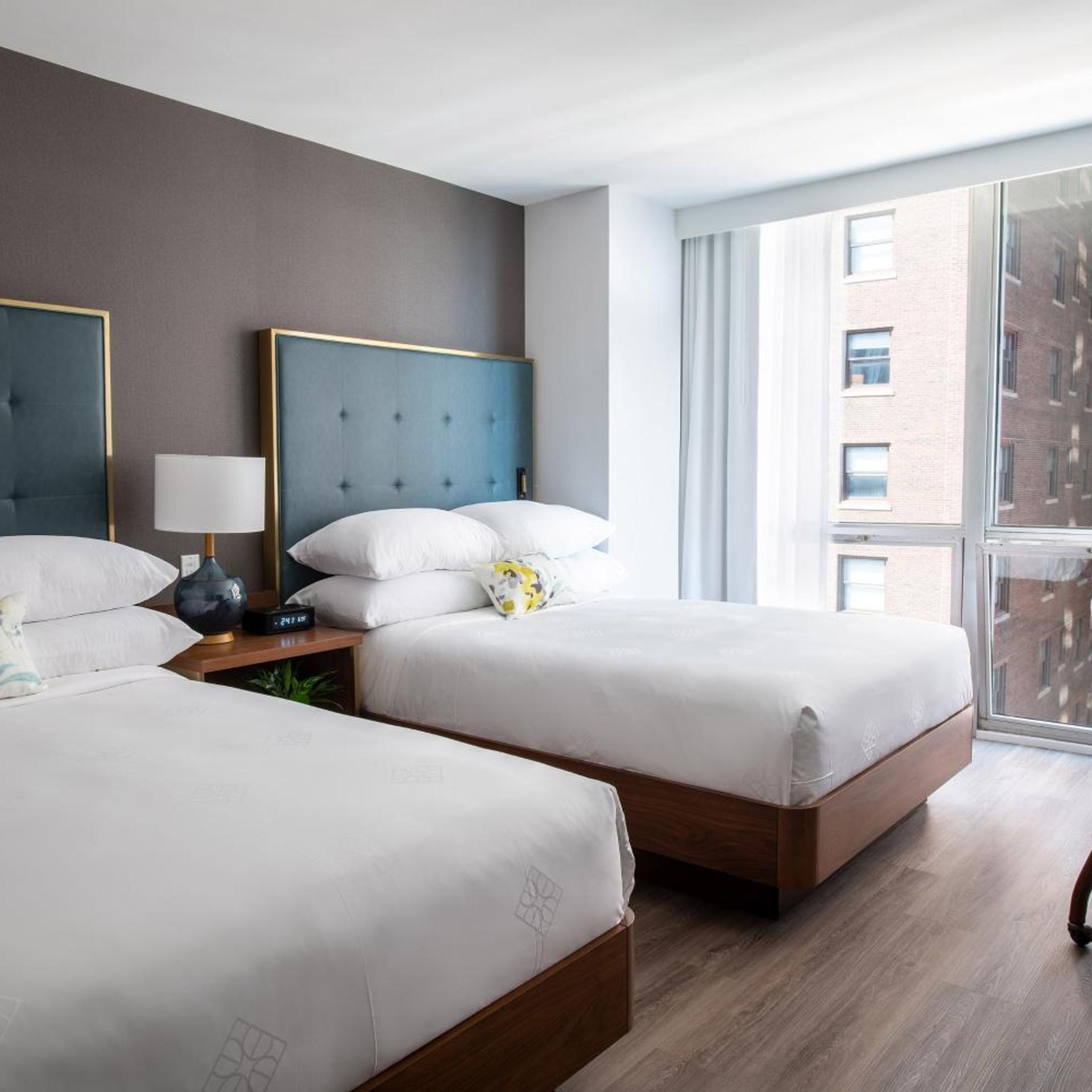 Deluxe, 2 Double Beds, Partial View, Accessible