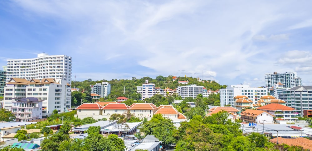 Unique Regency Hotel Pattaya 51/59