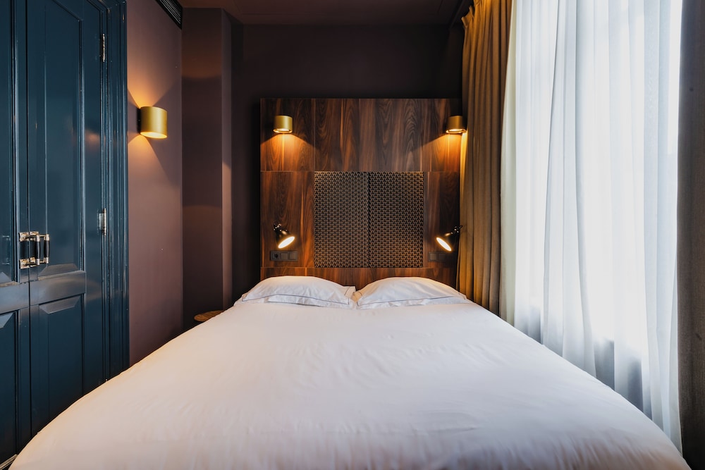 De Jonker Urban Studios & Suites 21/60