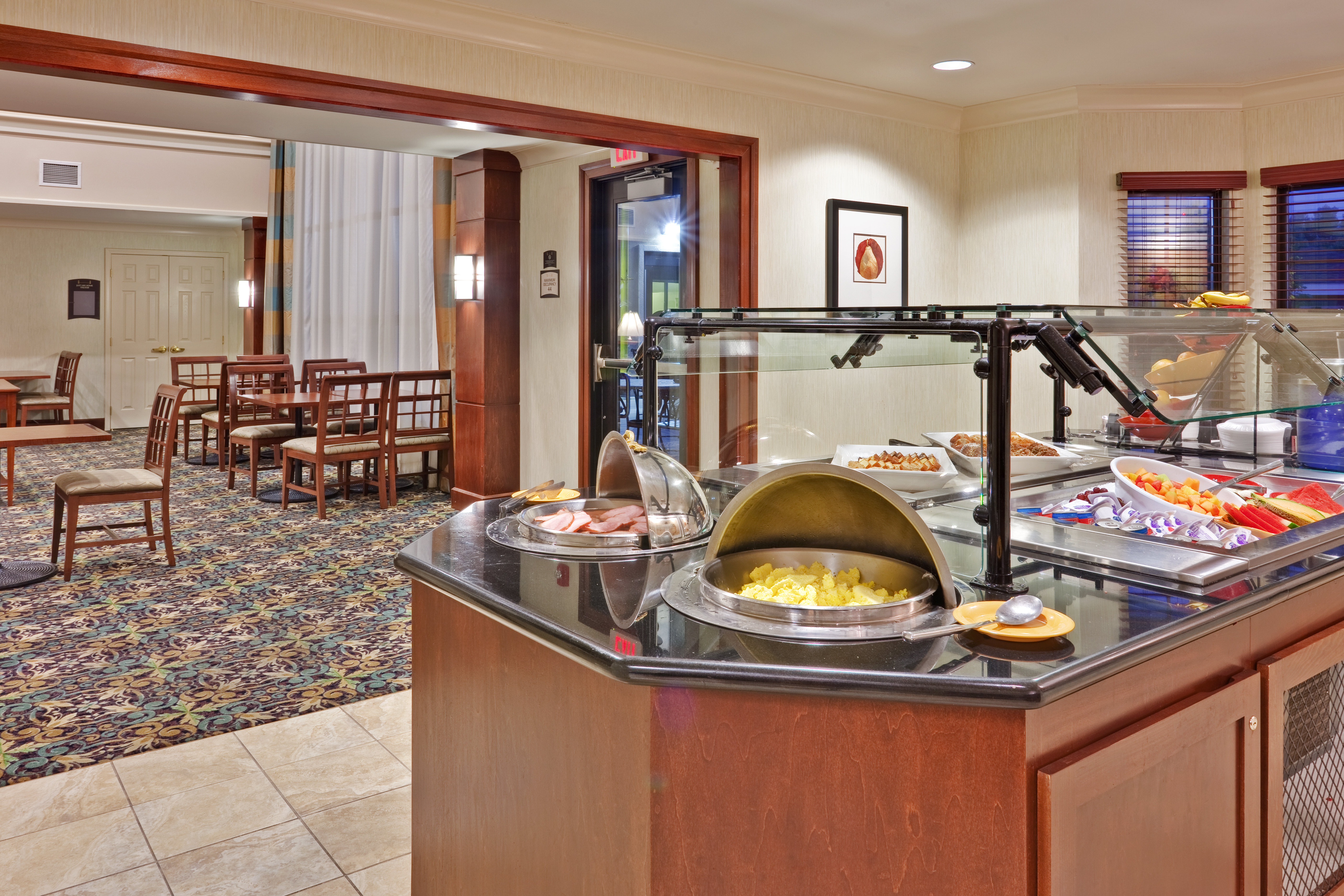 Staybridge Suites Buffalo 14/76