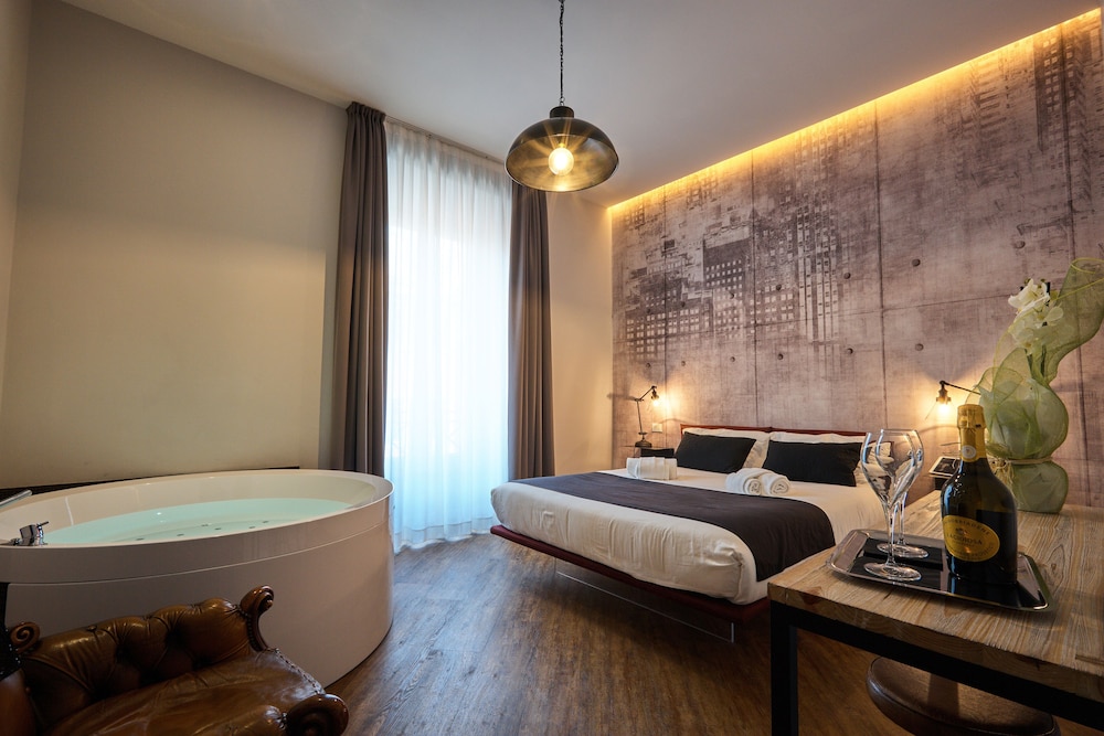 Ara Suite 11/38