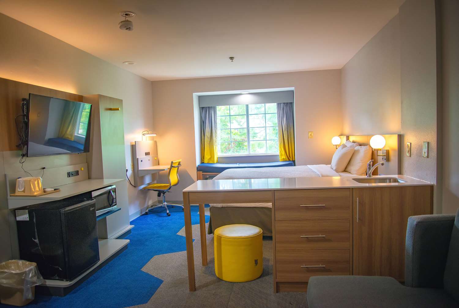 Microtel Inn And Suites By Wyndham Daphne Mobile 8/23