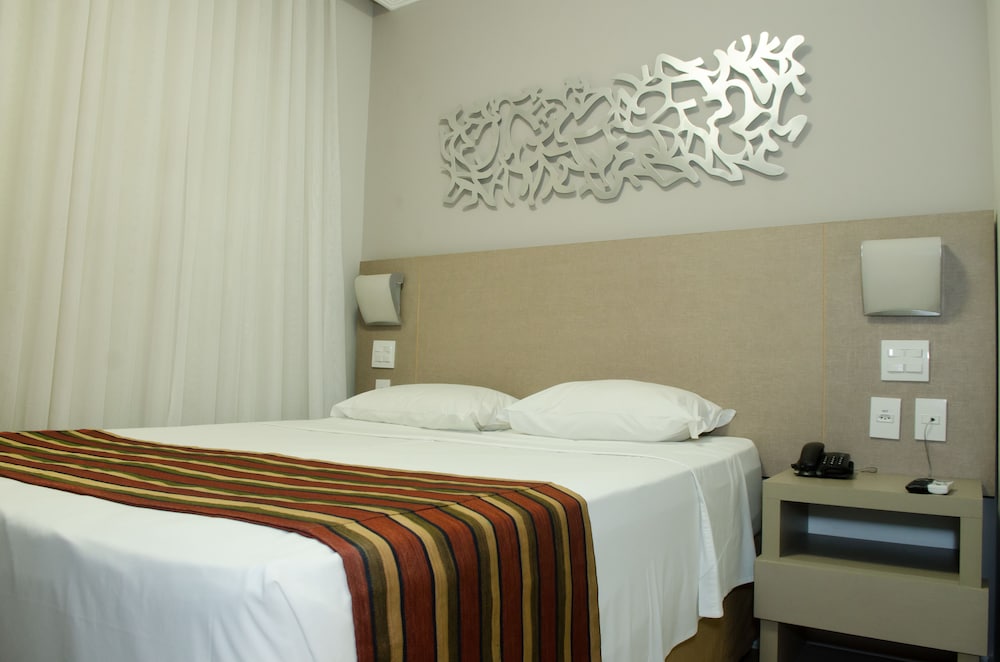 Hotel Beaga Convention Expominas By MHB 18/68