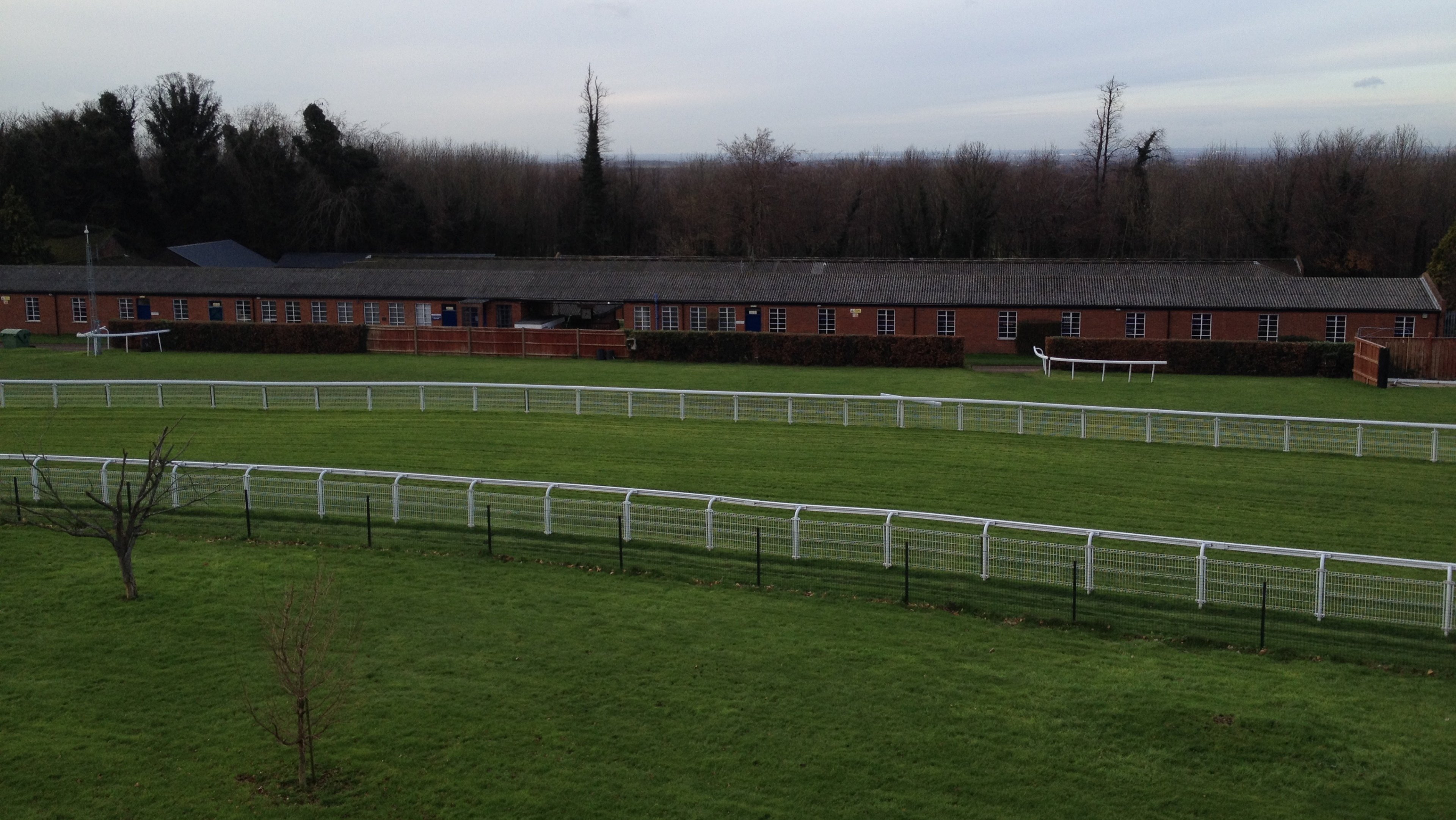 Holiday Inn Express London Epsom Downs 37/69