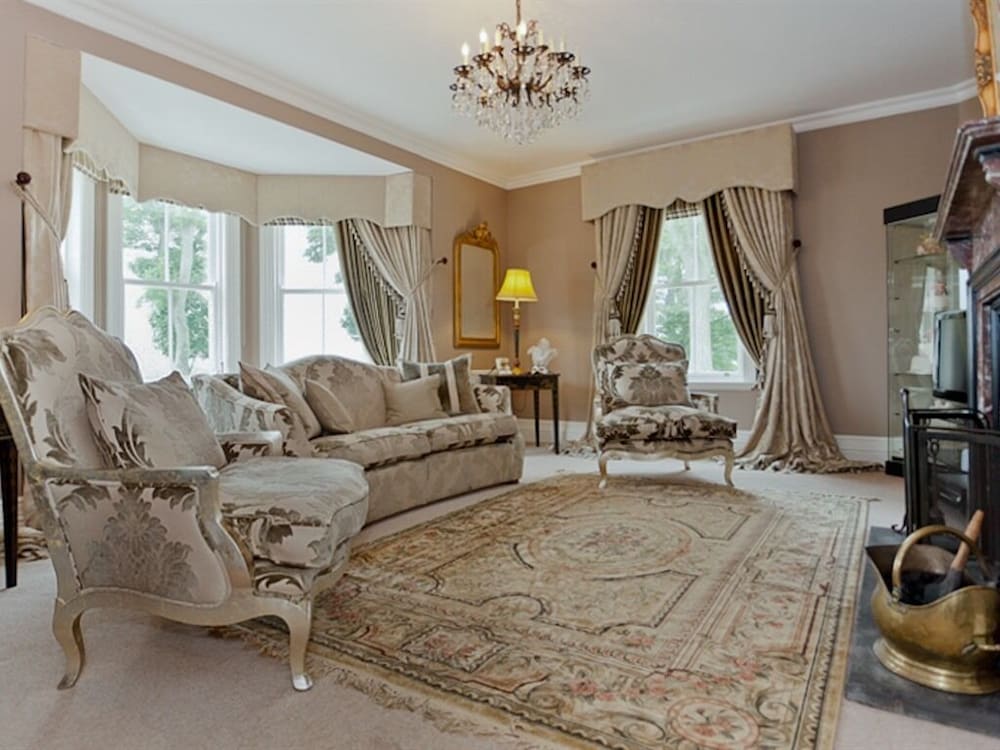 West Longridge Manor B&B 9/17