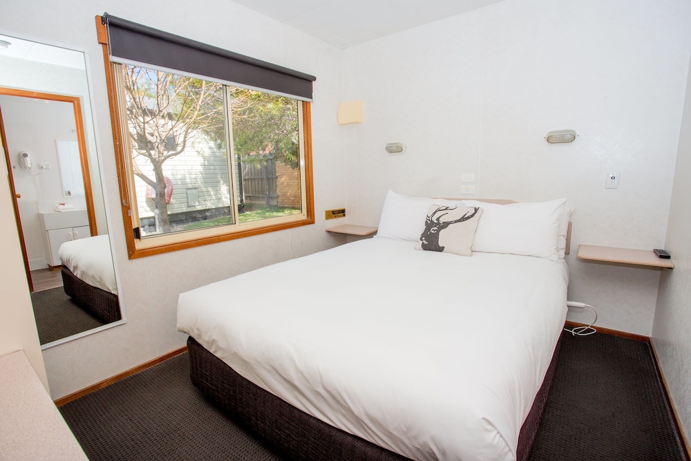 1 Bedroom, 2 Bedrooms, Deluxe, Cottage, Queen Bed