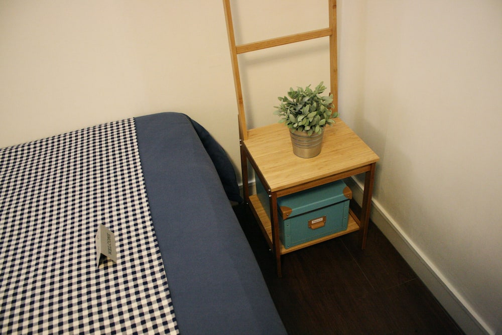 Hostel Beige 2Nd 20/44