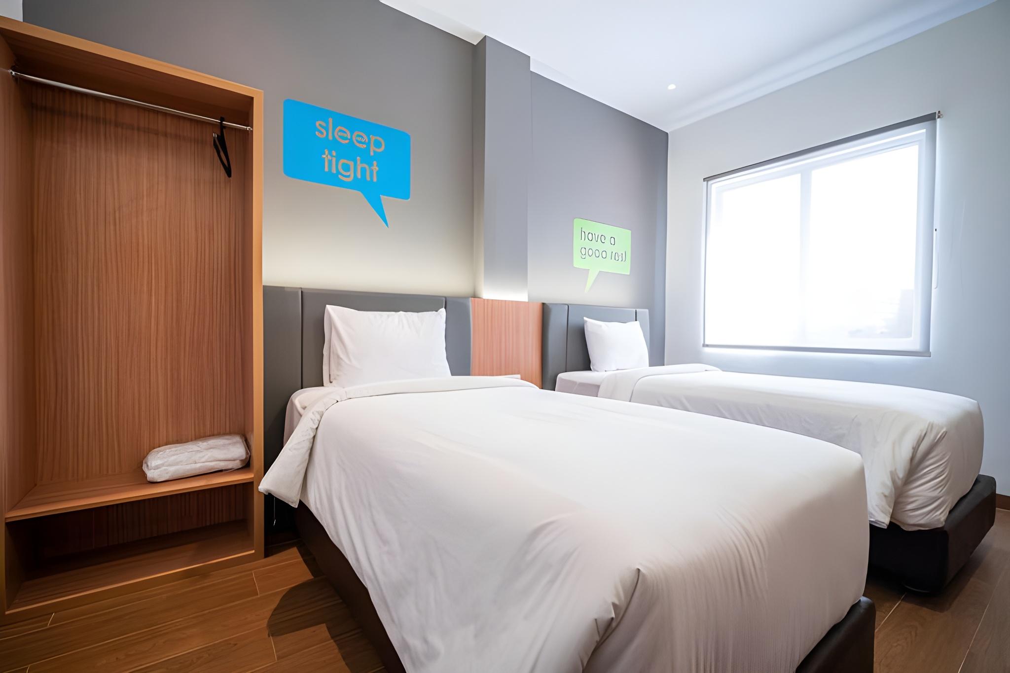 Hotel Premier Makassar 4/12