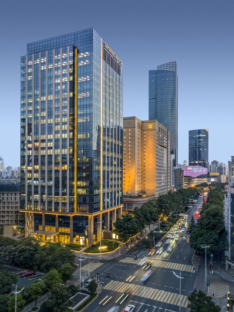 Shangri-La Wuhan 3/70