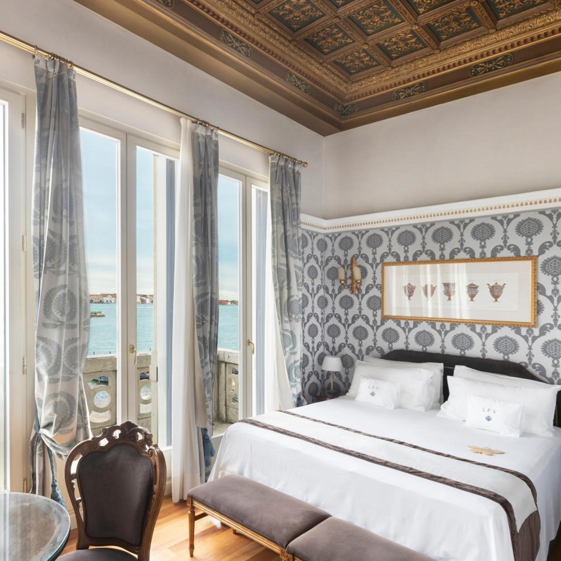 Deluxe, Double or Twin Bed, Lagoon View, Balcony