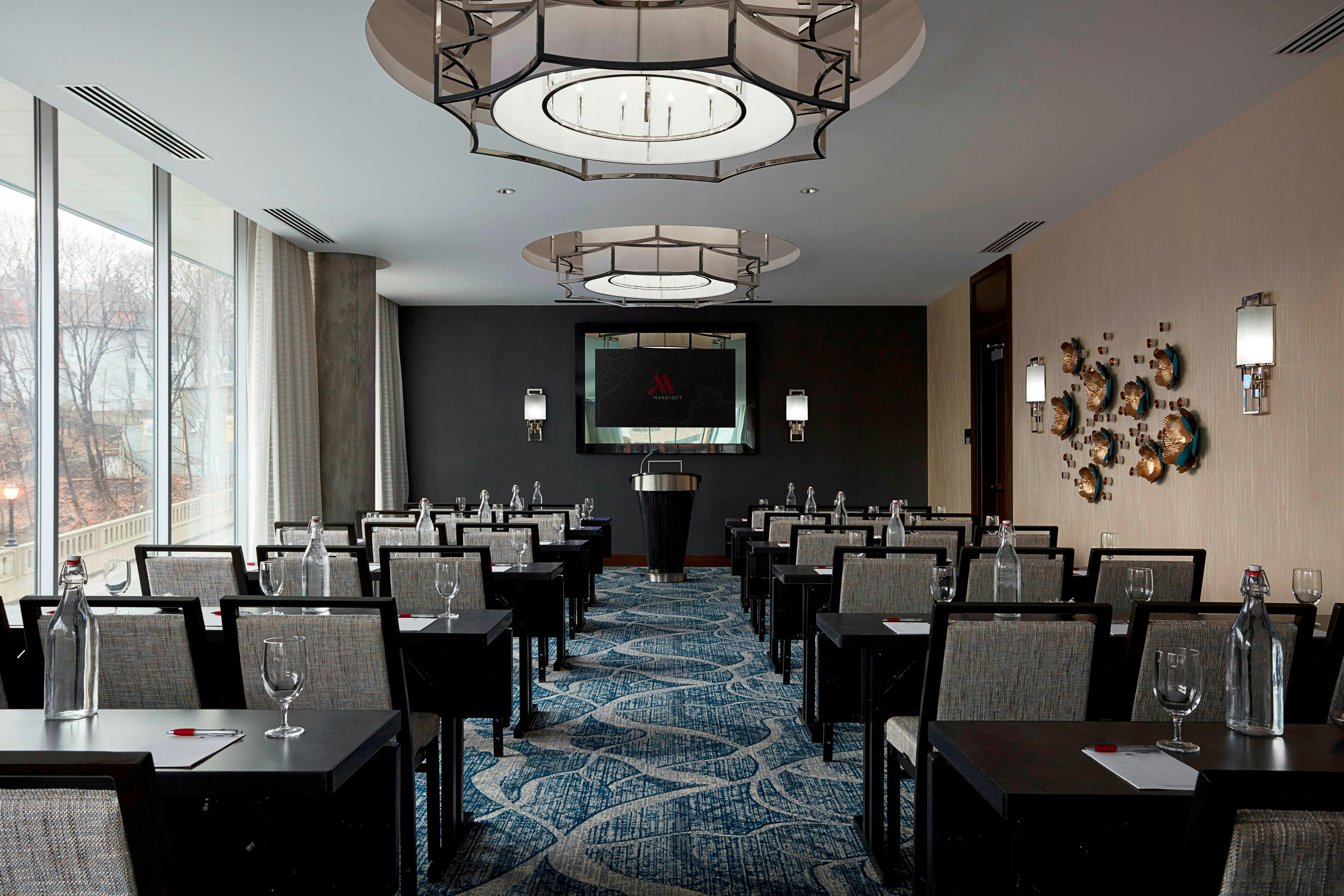 Ithaca Marriott Downtown On the Commons 37/41