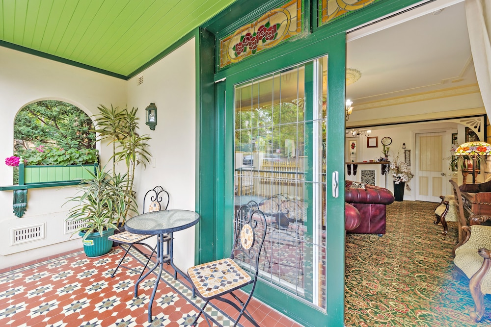 The Charrington Boutique Hotel 26/58