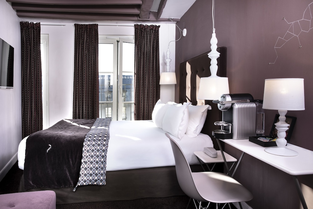 HOTEL MARAIS HOME(Formerly Ho Marais) 45/68
