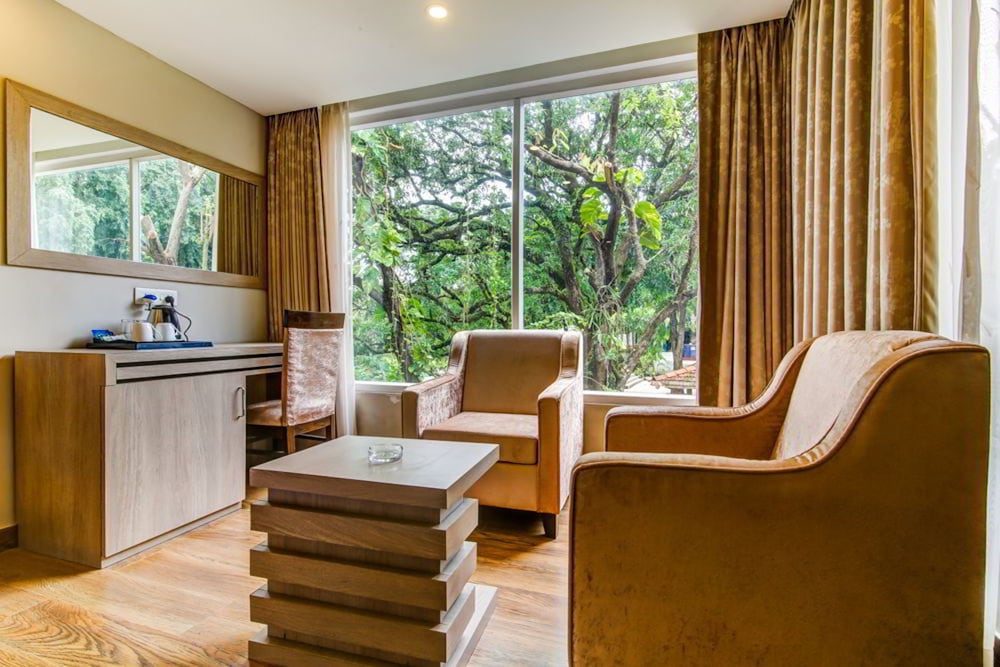 Hotel Regent Laguna 23/35