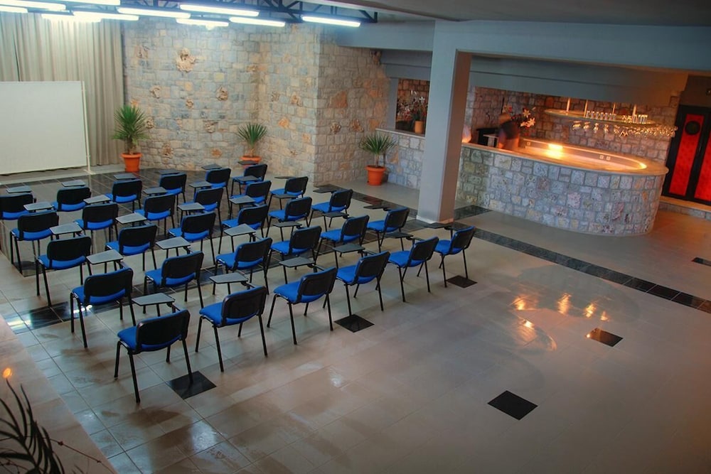 Loryma Resort Hotel 40/49