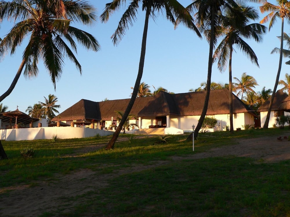Blue Moon Beach Holiday Resort 16/32