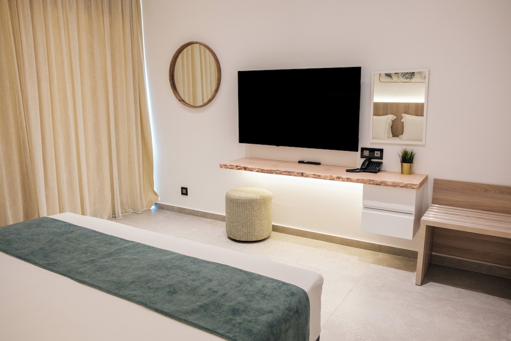 Abacus Suites 22/82