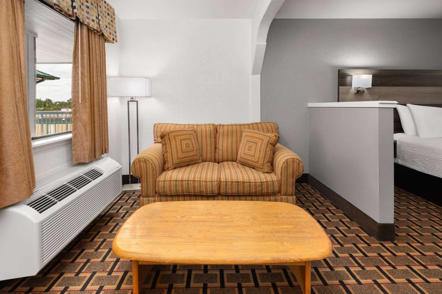 Ramada Limited San Angelo 32/47